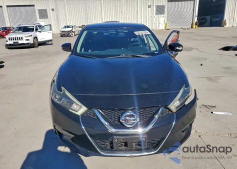2018 Nissan Maxima 3.5S z USA, uszkodzony, nr VIN 1N4AA6AP0JC379653